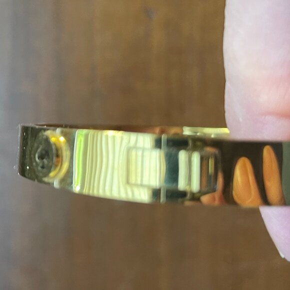 Kate Spade Gold Tone Bangle Bracelet. - Picture 4 of 6